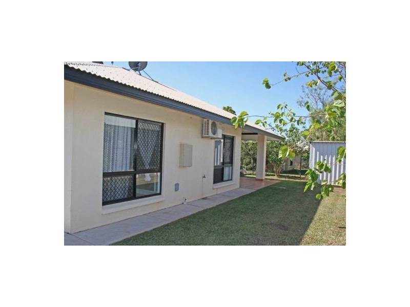 Rosebery NT 0832