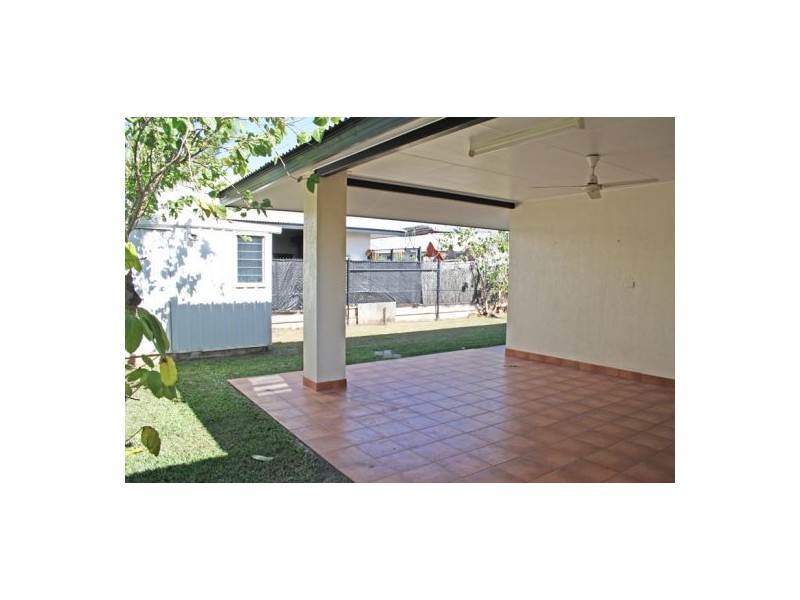 Rosebery NT 0832