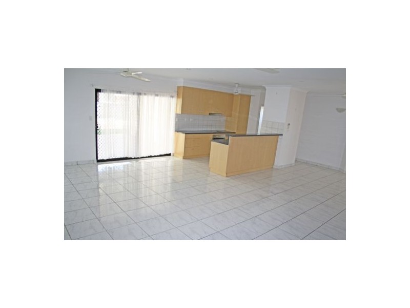 Rosebery NT 0832