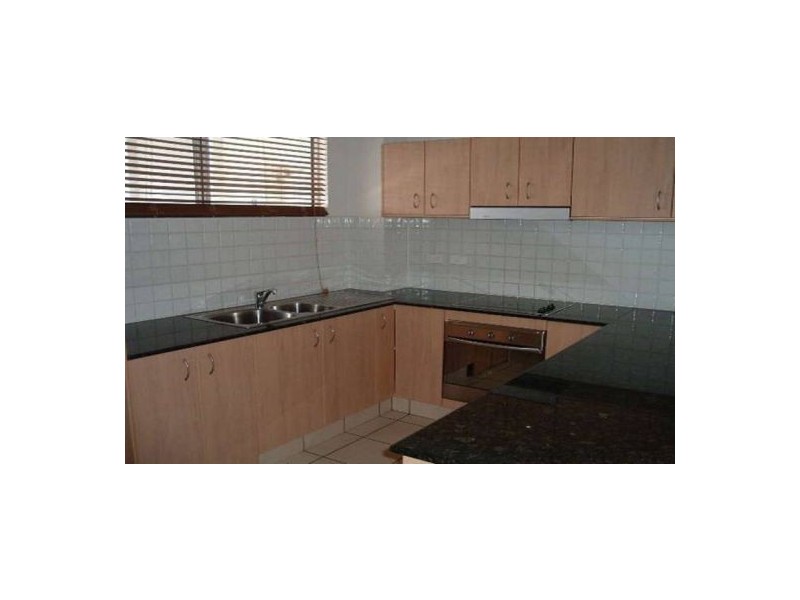 10/82 Woods St, Darwin NT 0800