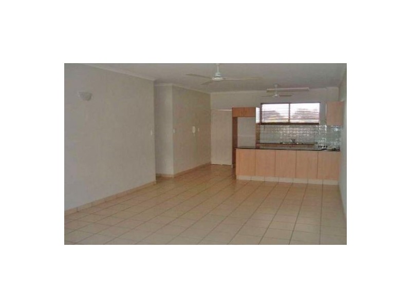 10/82 Woods St, Darwin NT 0800