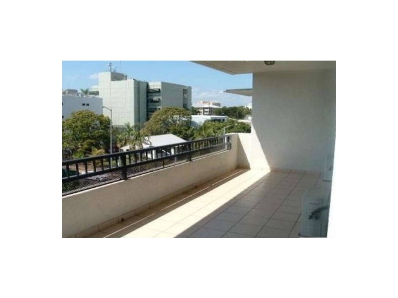 10/82 Woods St, Darwin NT 0800