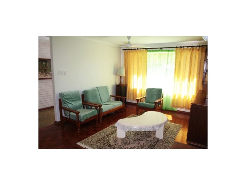 8 Yeadon Cct, Moil NT 0810