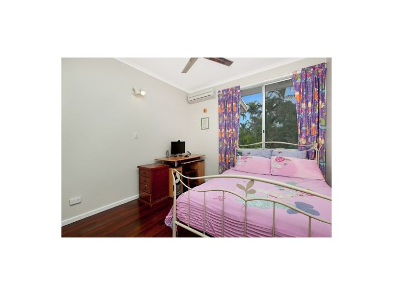 9 Fourcroy St, Karama NT 0812