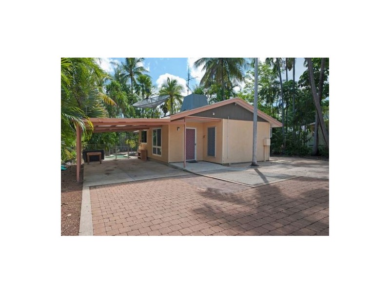 30 Darwent St, Malak NT 0812