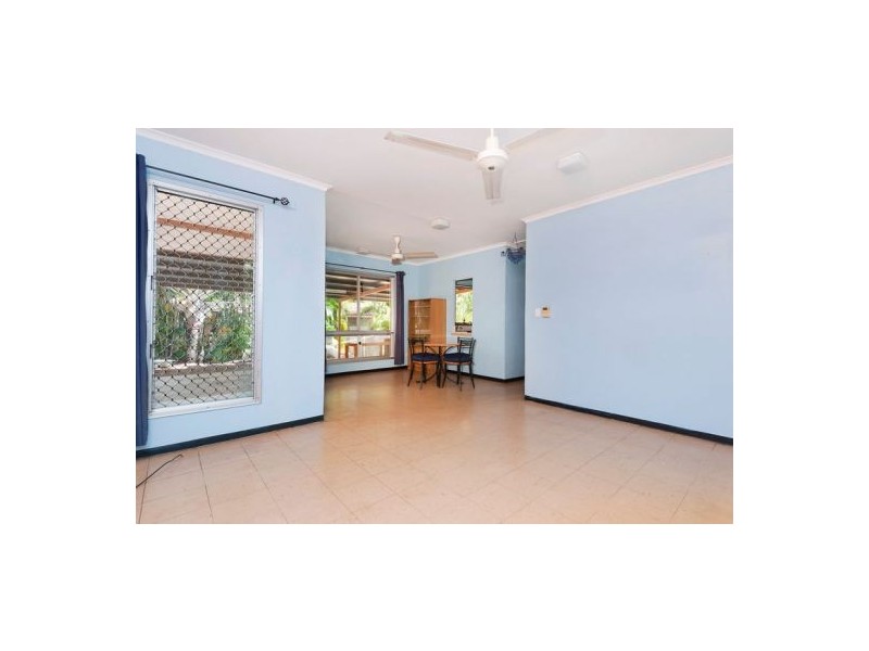 30 Darwent St, Malak NT 0812