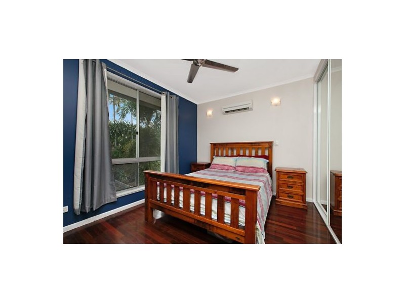 9 Fourcroy St, Karama NT 0812