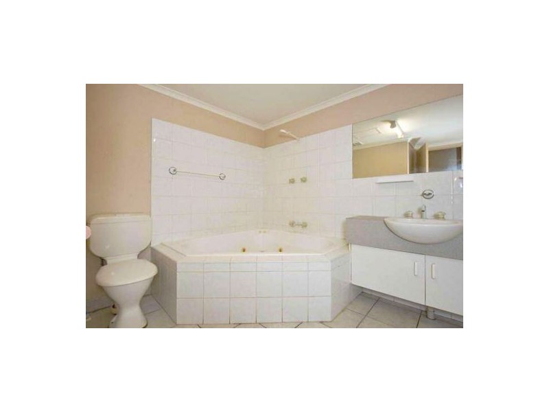 109/21 Cavenagh St, Darwin NT 0800