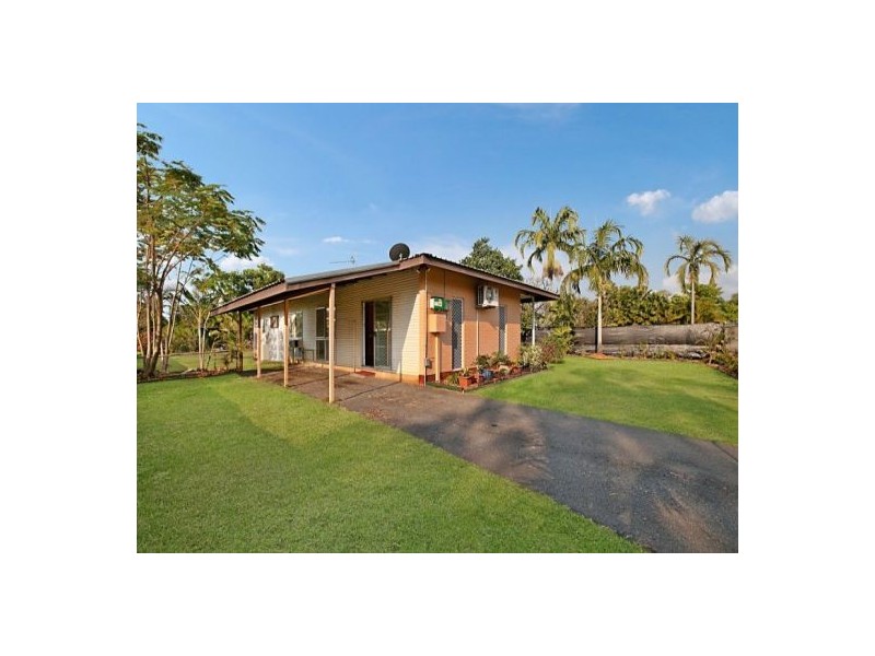 4 Cobham Crt, Moulden NT 0830