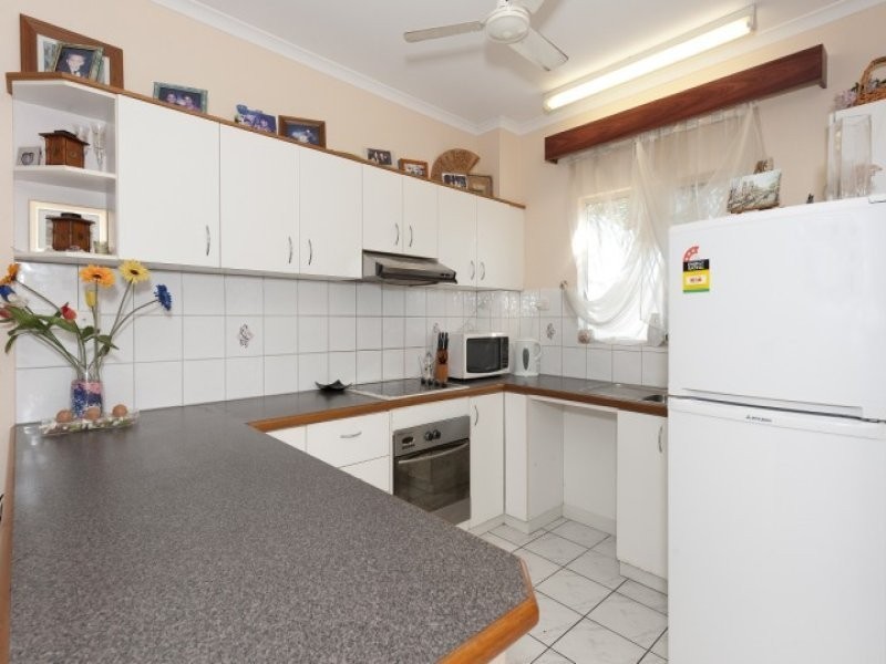 16/18 KELSEY CRES, Millner NT 0810