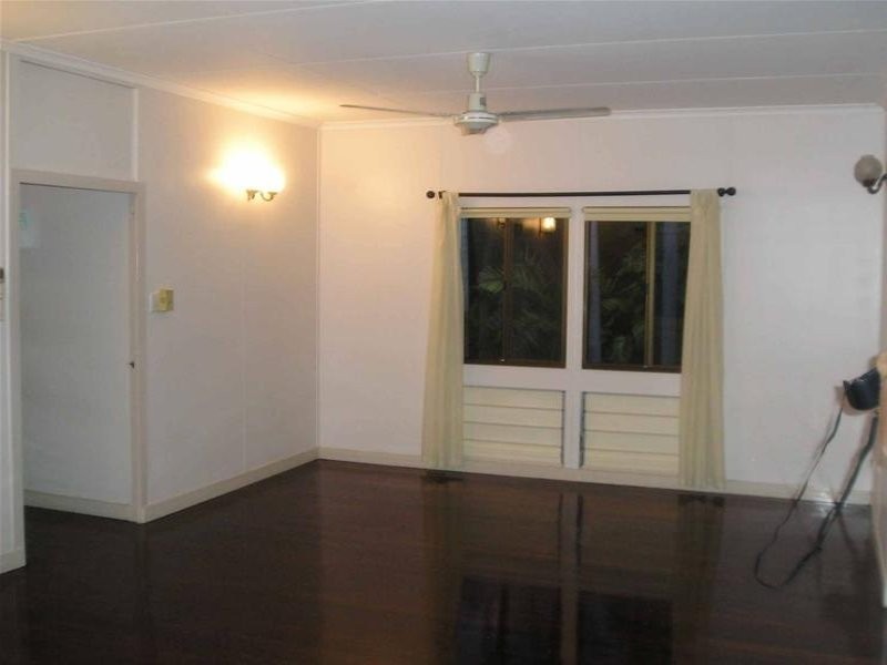 12 ELLENGOWAN DR, Nakara NT 0810