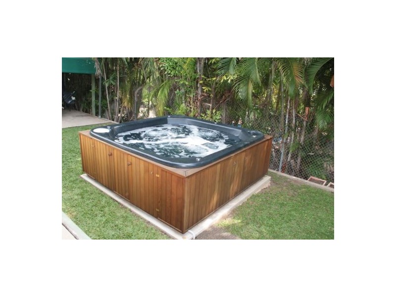 1 Songlark St, Bakewell NT 0832