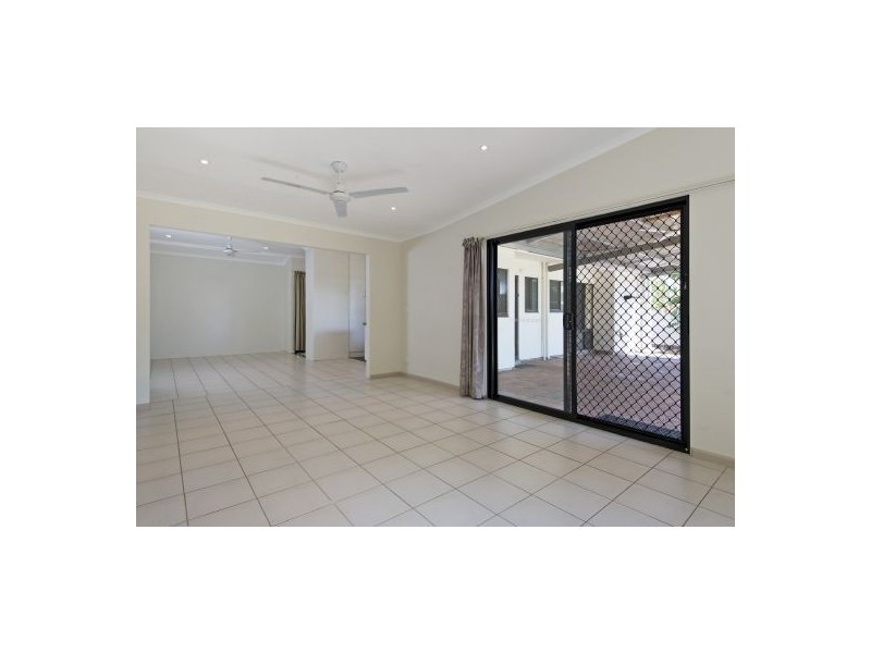 59 MISTLETOE CCT, Karama NT 0812