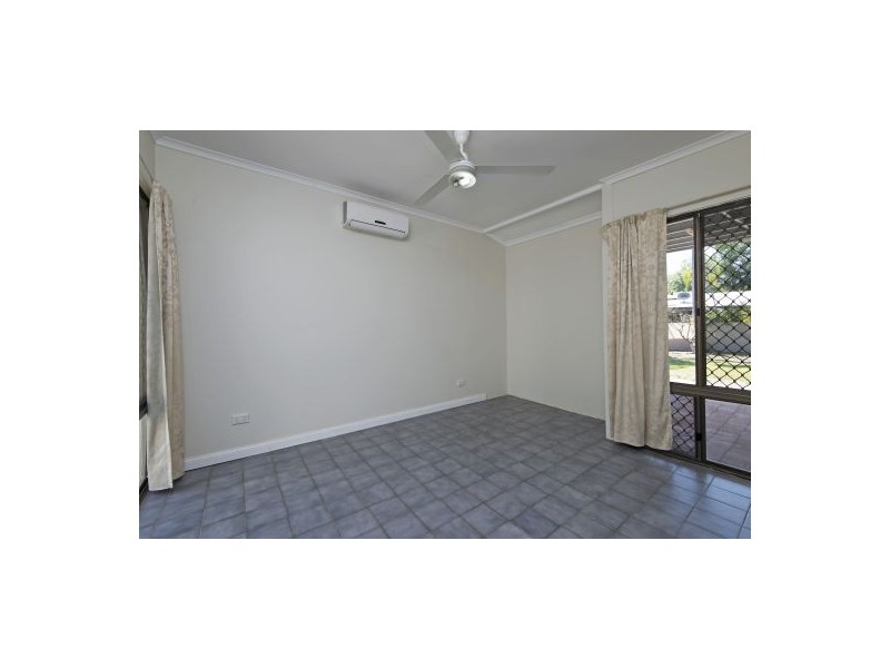 59 MISTLETOE CCT, Karama NT 0812