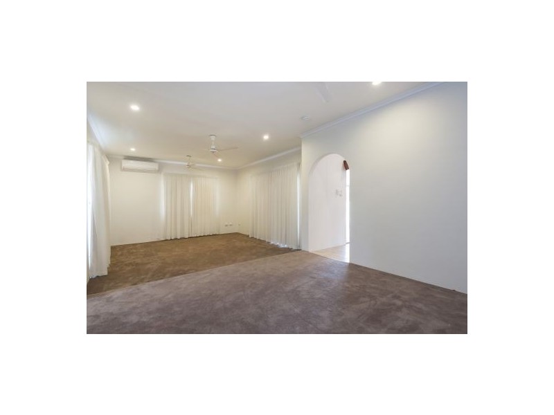 4 HOYLAKE CL, Marrara NT 0812