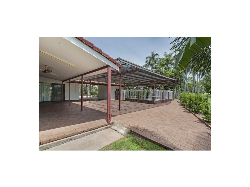 4 HOYLAKE CL, Marrara NT 0812