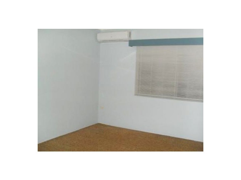 2/2 Paqualin Rd, Malak NT 0812
