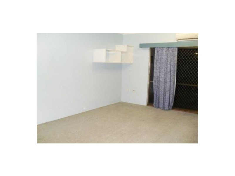 2/2 Paqualin Rd, Malak NT 0812