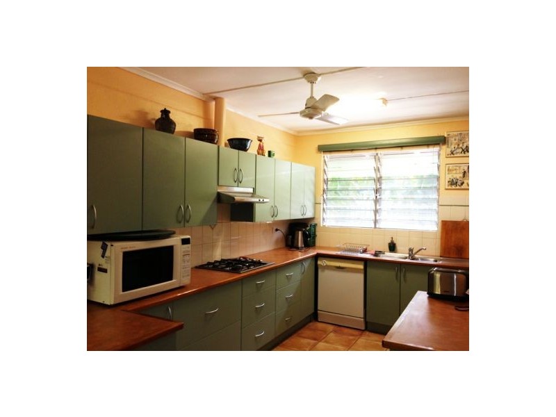 11 Robinson Rd, Millner NT 0810