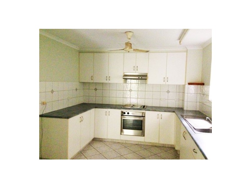 1/36 Lorna Lim Tce, Driver NT 0830