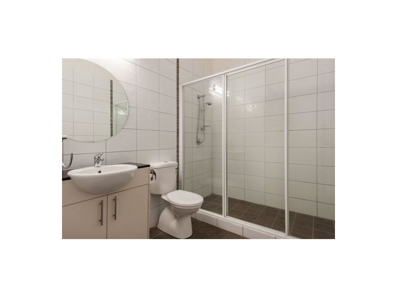11/3 Manila Pl, Woolner NT 0820