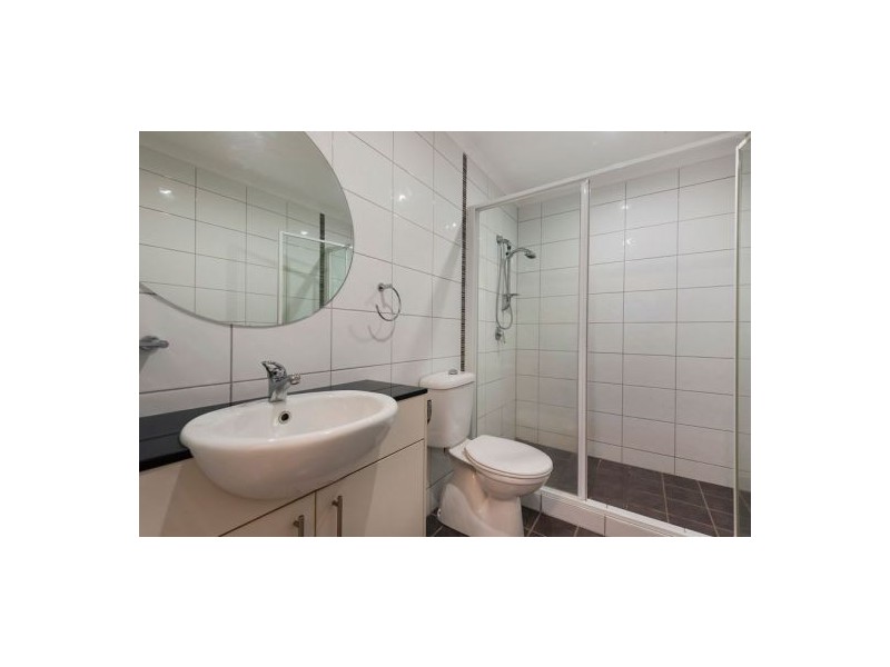 11/3 Manila Pl, Woolner NT 0820