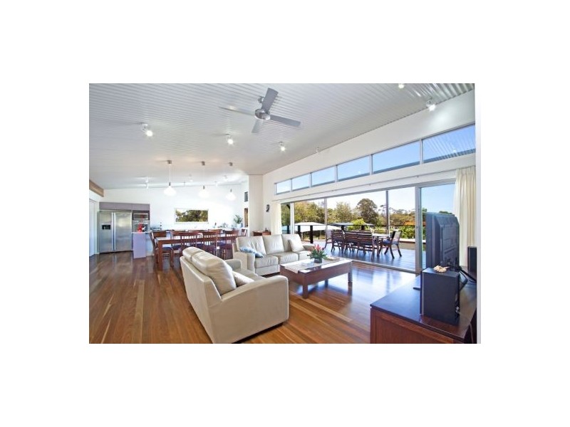 47 Miles St, Kirra QLD 4225