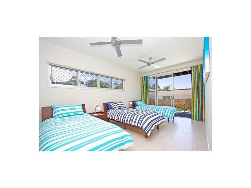 47 Miles St, Kirra QLD 4225