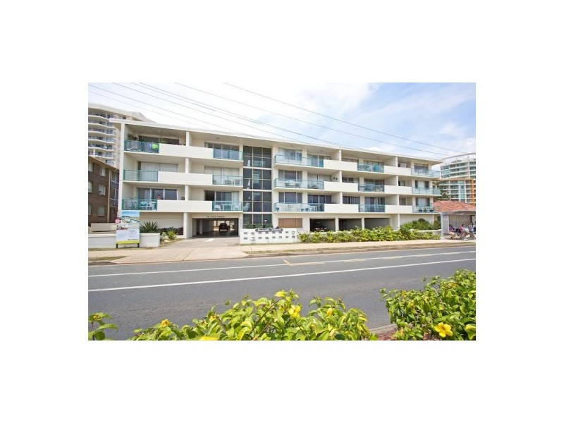 2/4 Musgrave St, Kirra QLD 4225