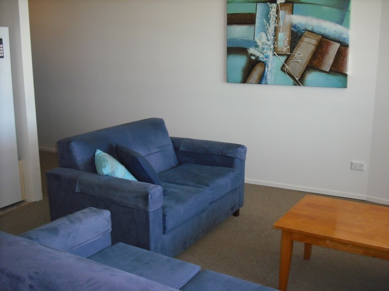 9/8 Musgrave St, Kirra QLD 4225