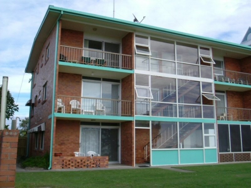 5327 Golden Four Dve, Bilinga QLD 4225