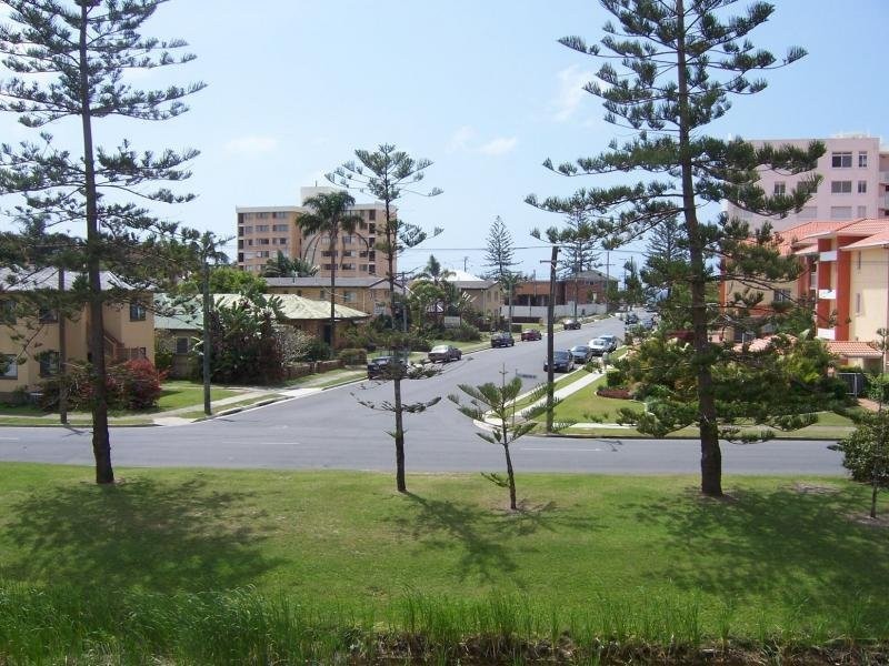 7/23 Coolangatta Rd, Kirra QLD 4225