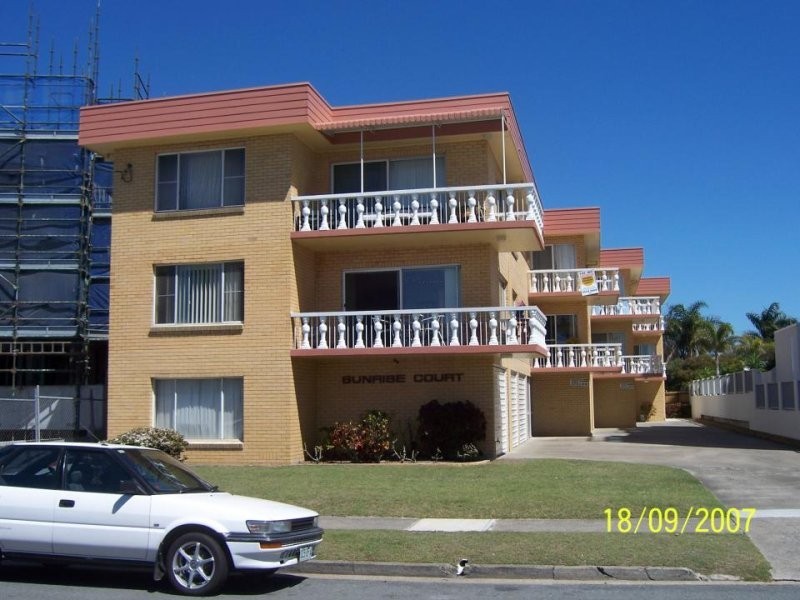 3/110 Pacific Pde, Bilinga QLD 4225