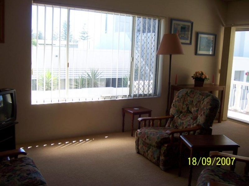 3/110 Pacific Pde, Bilinga QLD 4225