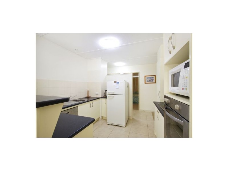3/44 Pacific Pde, Kirra QLD 4225