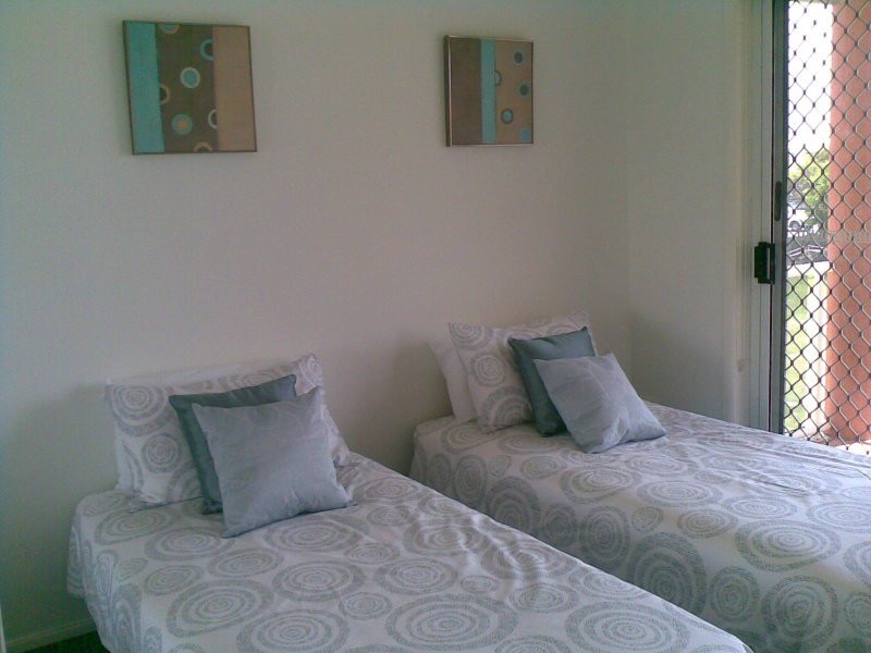 4/20 Marine Pde, Kirra QLD 4225