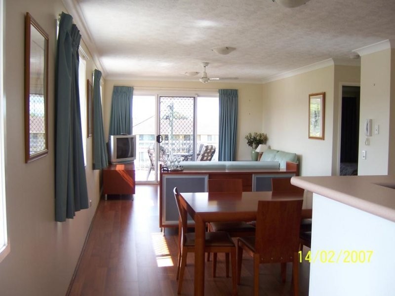 21/12 Douglas Street, Kirra QLD 4225