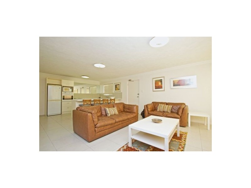 7/4 Musgrave St, Kirra QLD 4225