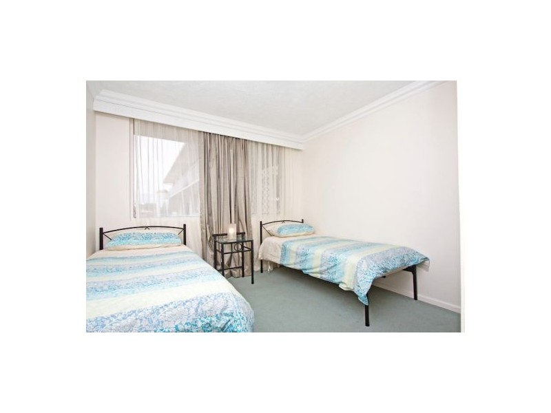 7/4 Musgrave St, Kirra QLD 4225