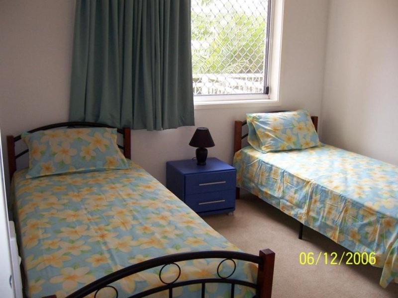 2/12 Douglas Street, Kirra QLD 4225