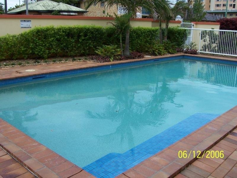 2/12 Douglas Street, Kirra QLD 4225