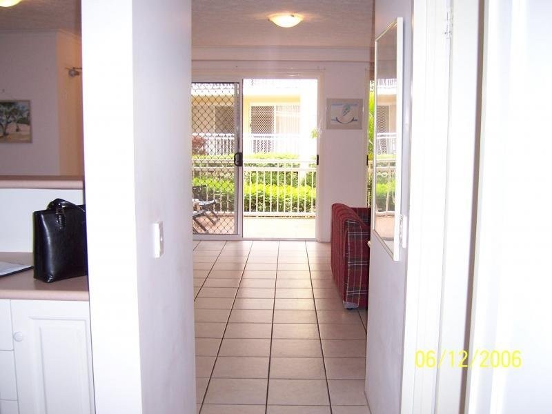 2/12 Douglas Street, Kirra QLD 4225