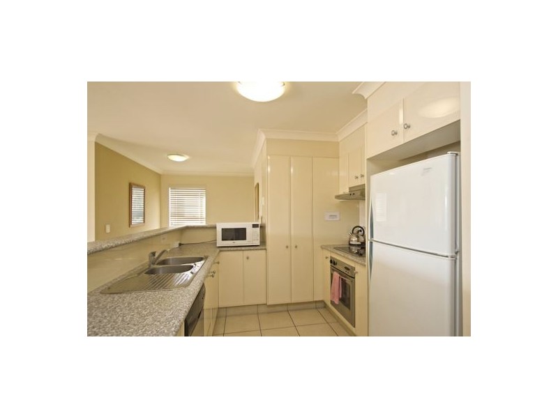 11/33 Dixon St, Coolangatta QLD 4225