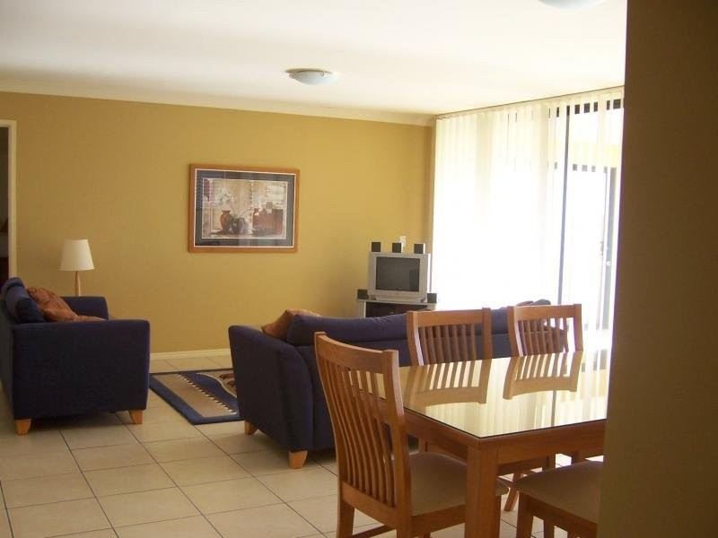 11/33 Dixon St, Coolangatta QLD 4225