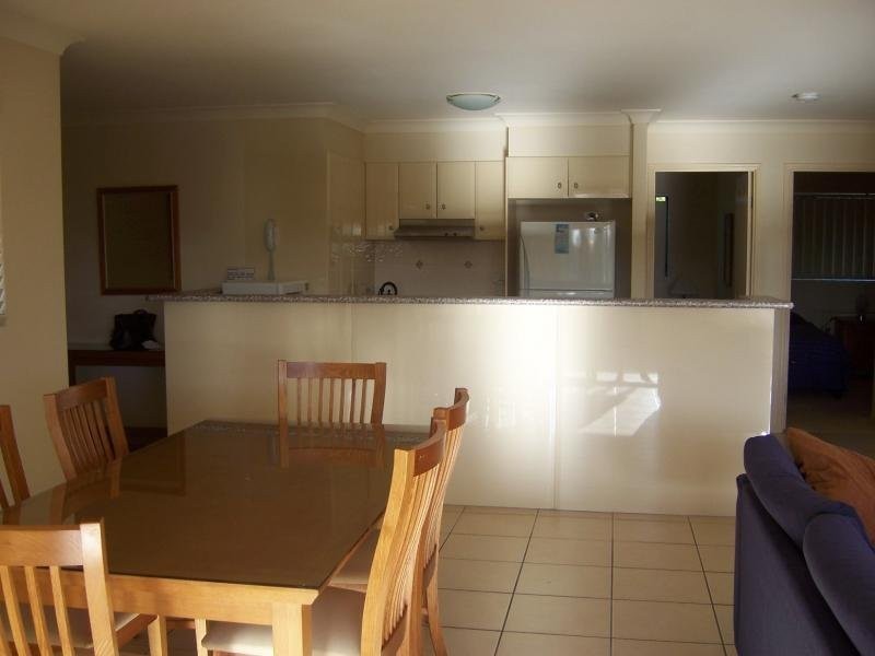 11/33 Dixon St, Coolangatta QLD 4225