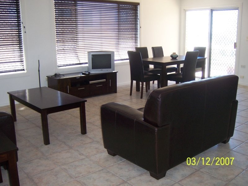6/16 Pacific Parade, Kirra QLD 4225