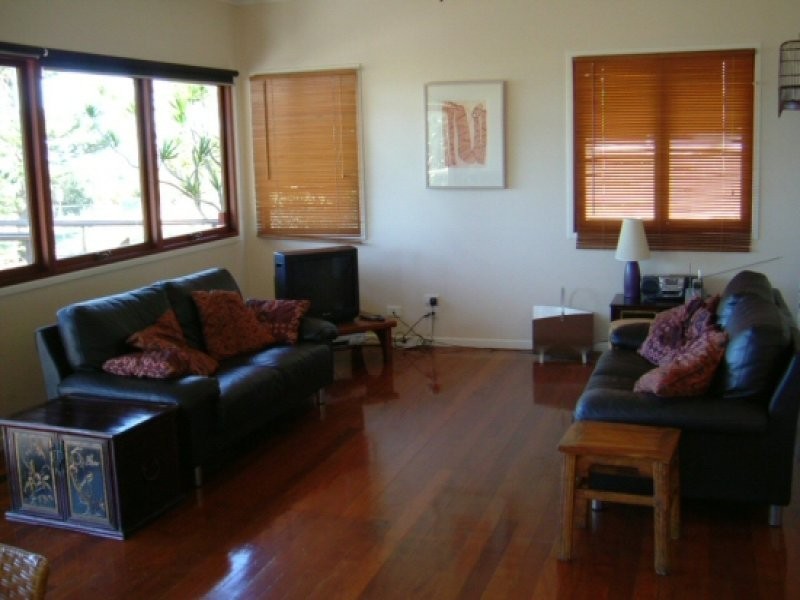 130 Pacific Pde, Kirra QLD 4225