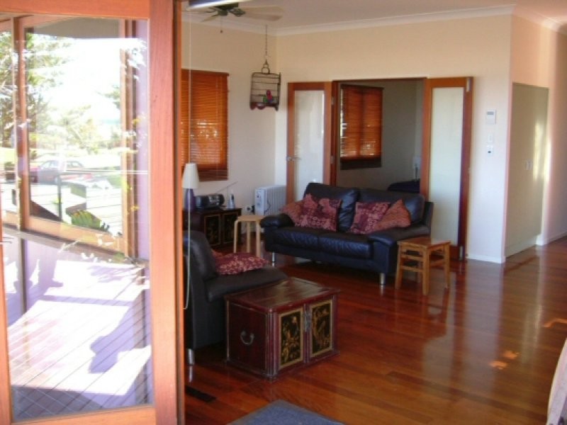 130 Pacific Pde, Kirra QLD 4225