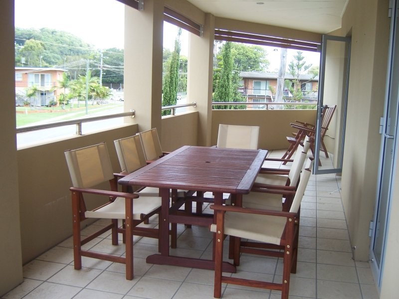 13 Lord St, Kirra QLD 4225