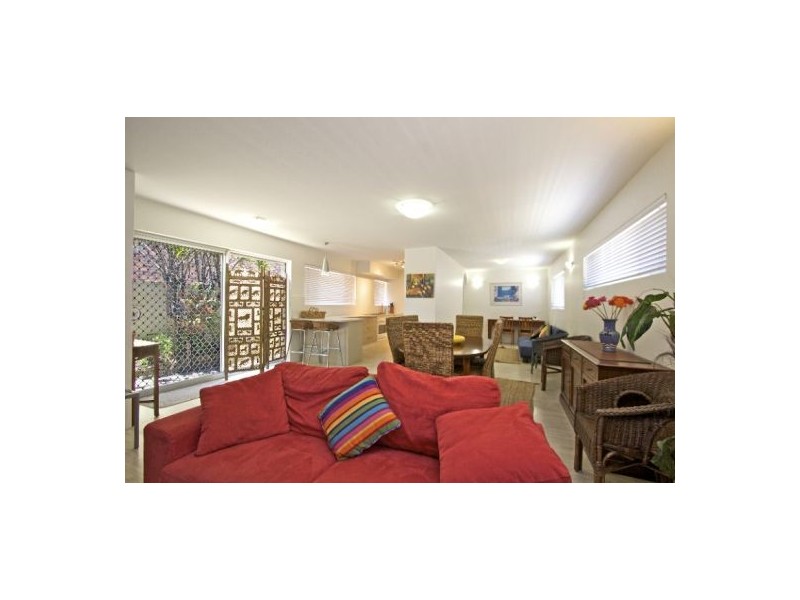 1/204 Marine Pde, Rainbow Bay QLD 4225